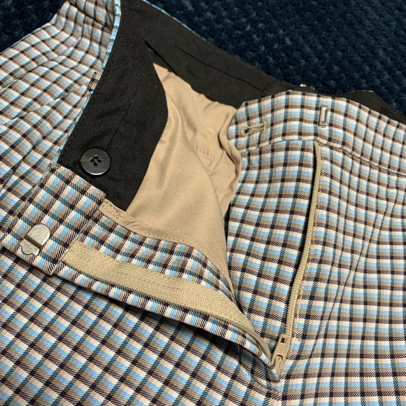 3/$30 Theory Checkered Chinos - Dress Pant Size 2 - Picture 10 of 16